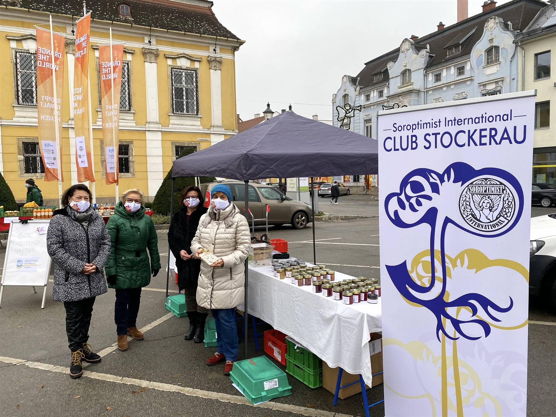 Verkaufsstand statt romantischer Adventmarkt