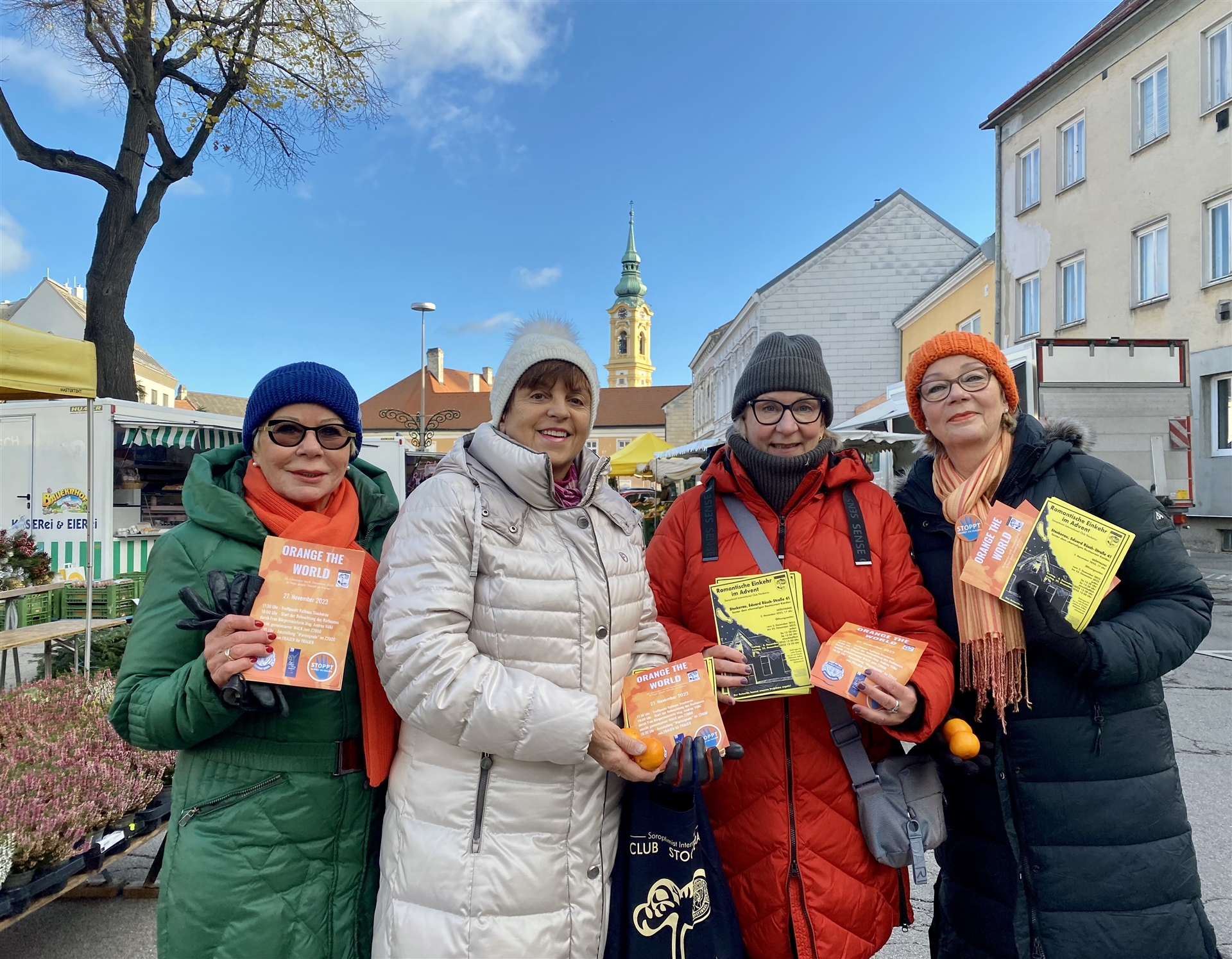 Gespräche am Wochenmarkt